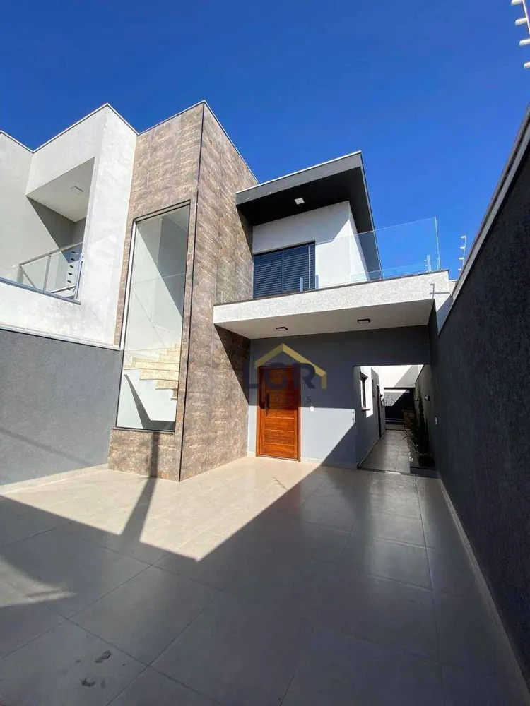 Casa, 3 quartos, 155 m² - Foto 1
