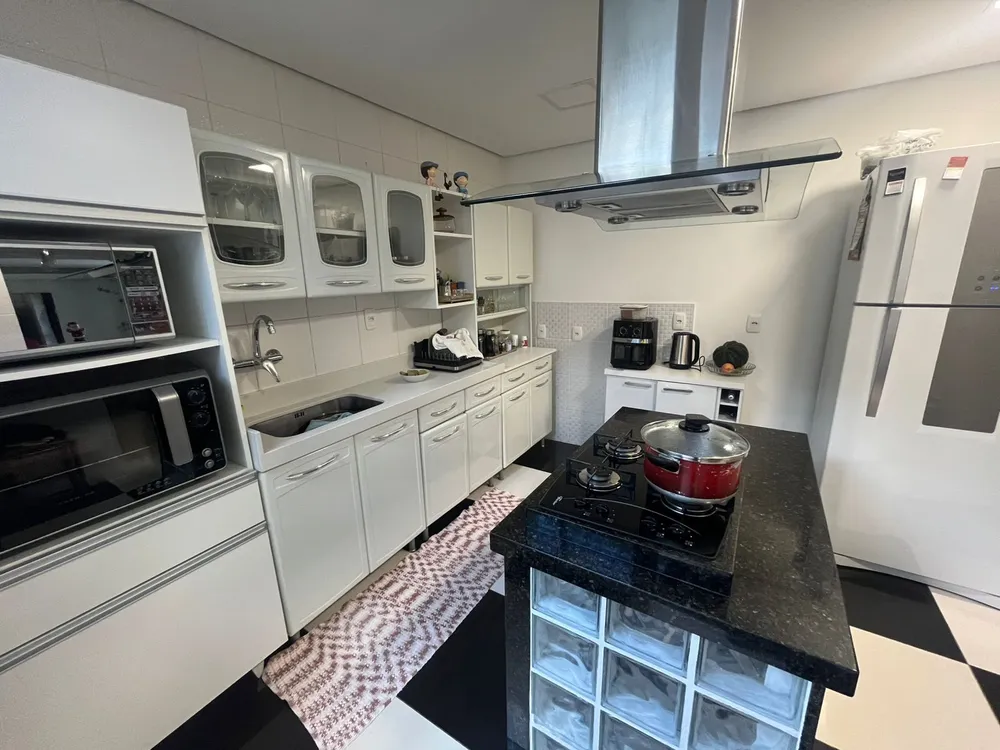 Casa, 3 quartos, 220 m² - Foto 9