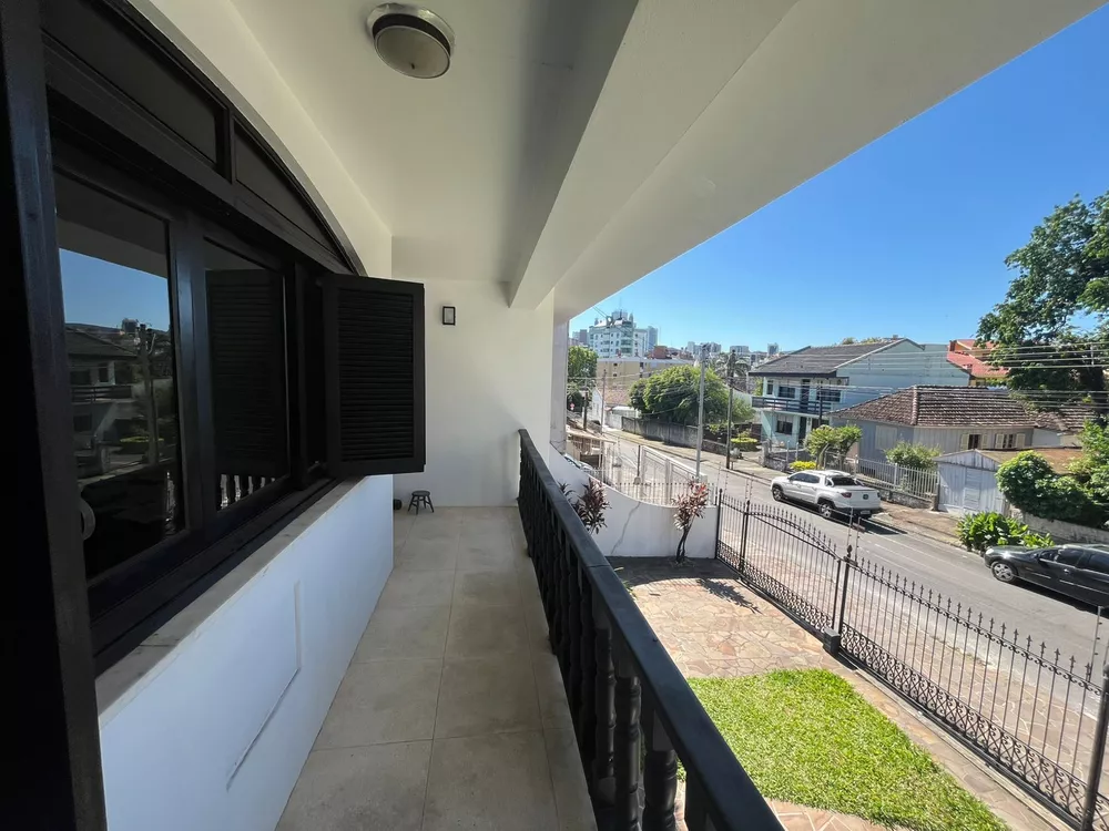 Casa, 4 quartos, 278 m² - Foto 4