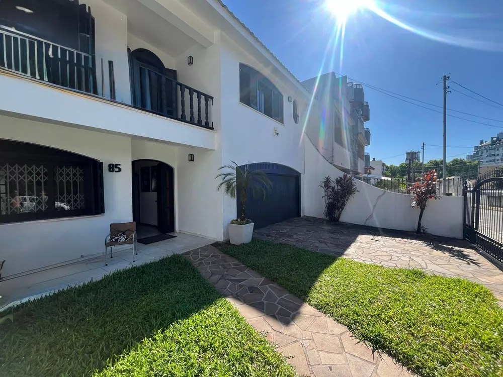 Casa, 4 quartos, 278 m² - Foto 3
