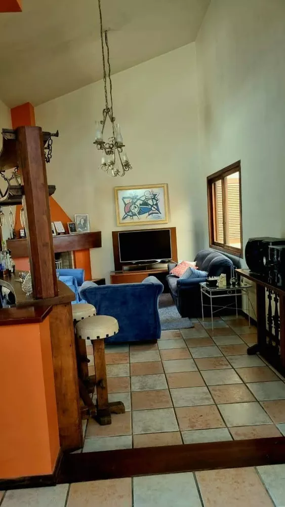 Casa, 4 quartos, 363 m² - Foto 1