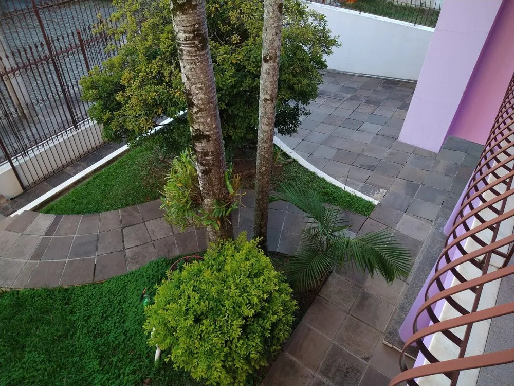 Casa, 6 quartos, 320 m² - Foto 1