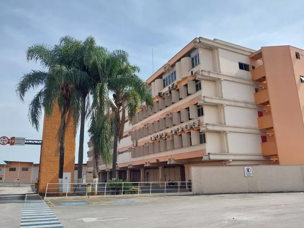 Prédio Inteiro, 1083 m² - Foto 1