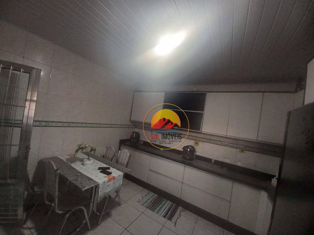 Casa, 3 quartos, 250 m² - Foto 6