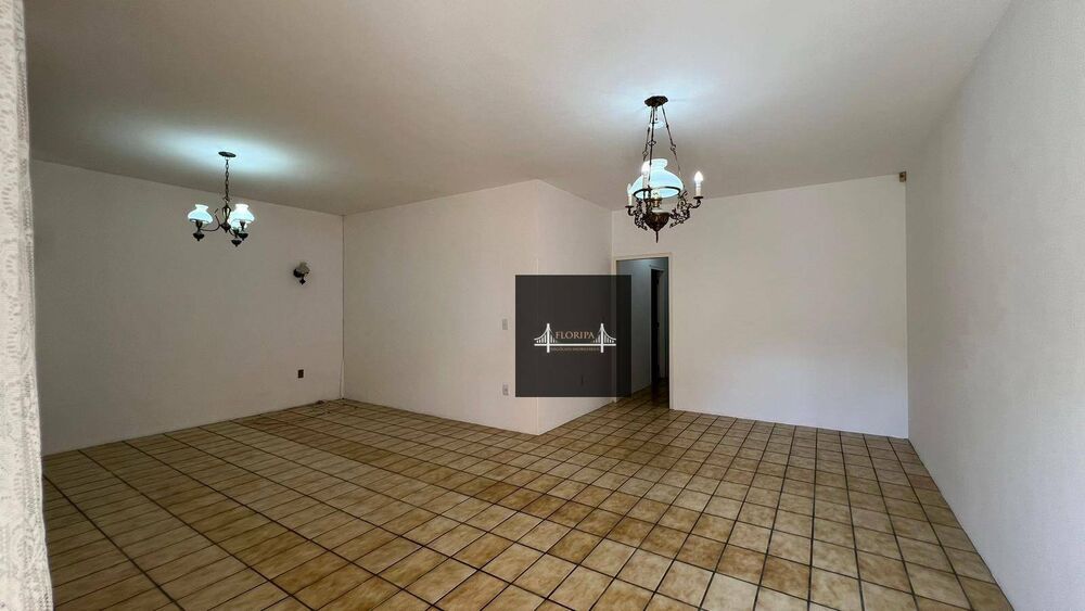 Casa, 3 quartos, 193 m² - Foto 3