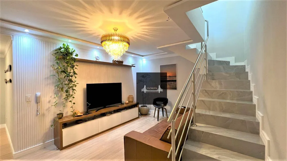 Cobertura, 3 quartos, 195 m² - Foto 1