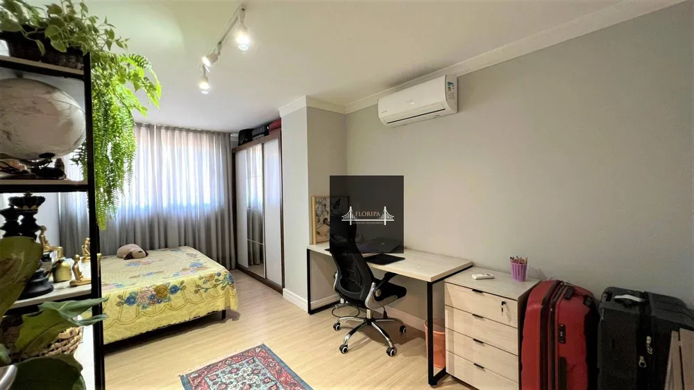 Cobertura, 3 quartos, 195 m² - Foto 3