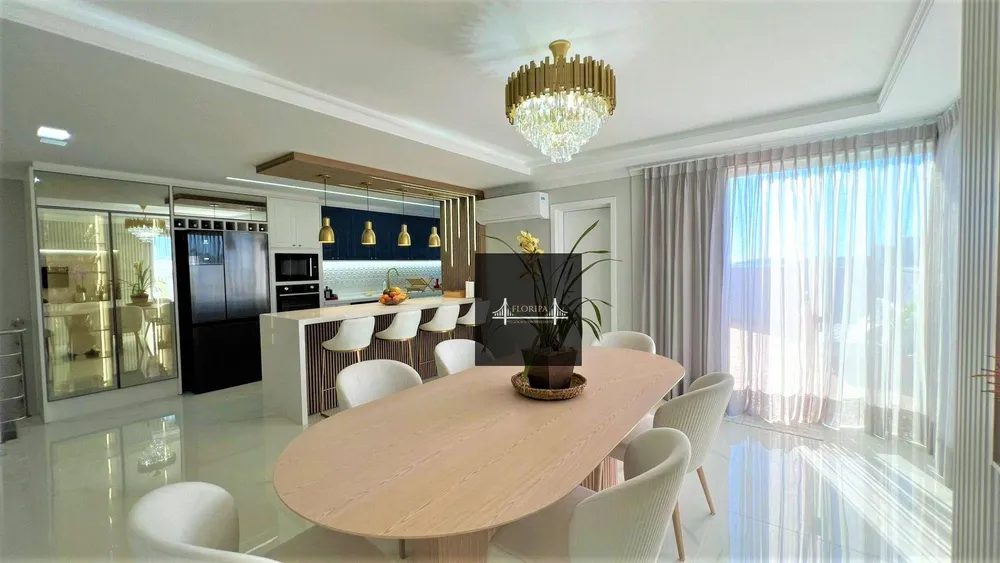 Cobertura, 3 quartos, 195 m² - Foto 9