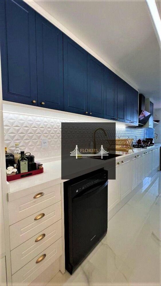 Cobertura, 3 quartos, 195 m² - Foto 3