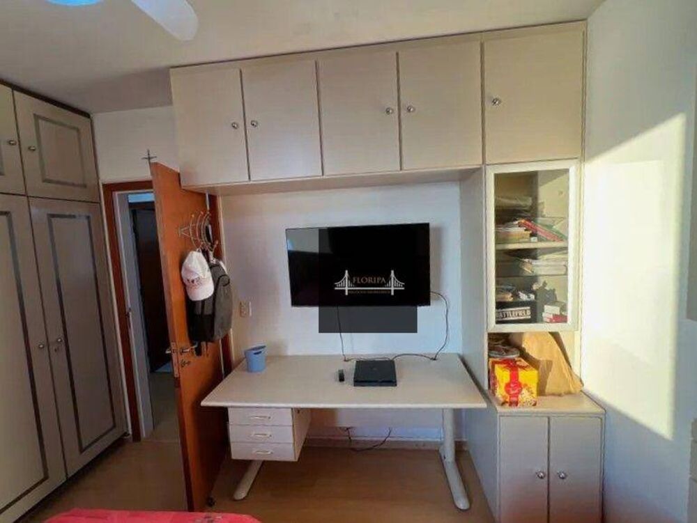 Apartamento à venda com 4 quartos, 141m² - Foto 7
