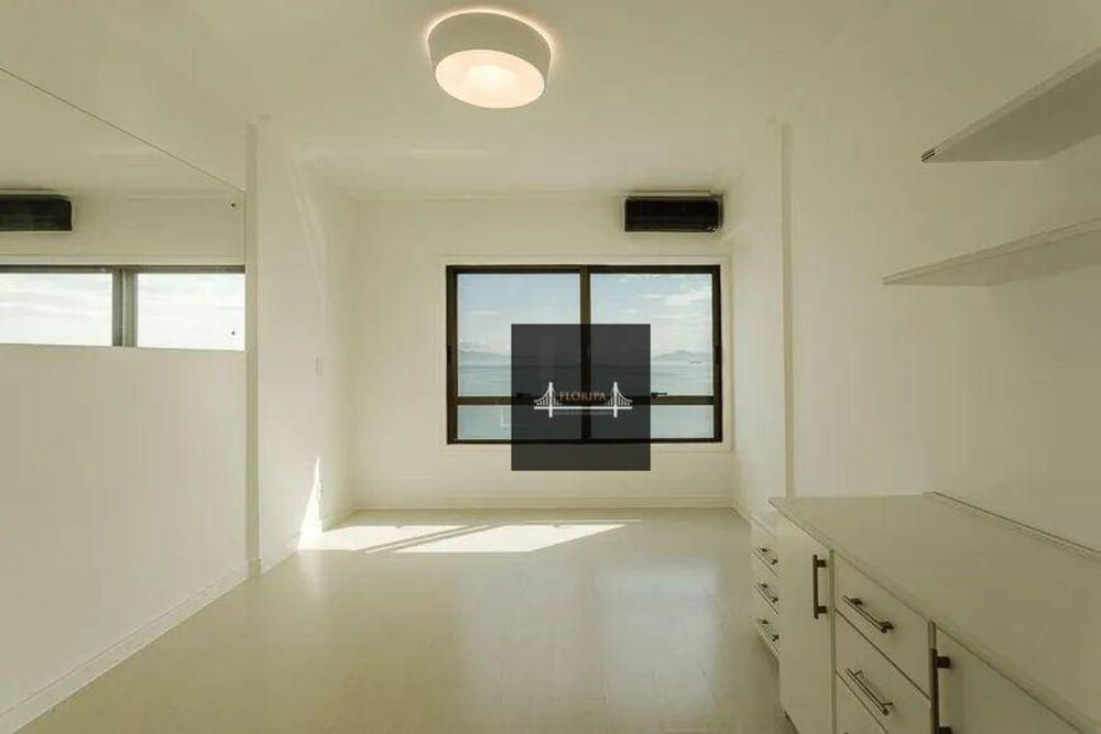 Apartamento à venda com 2 quartos, 81m² - Foto 7