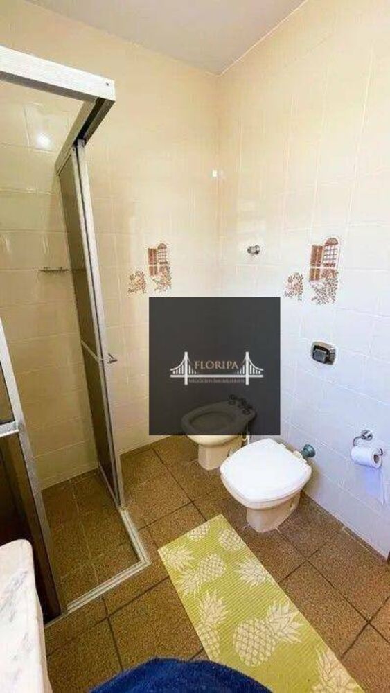 Casa à venda com 5 quartos, 300m² - Foto 2