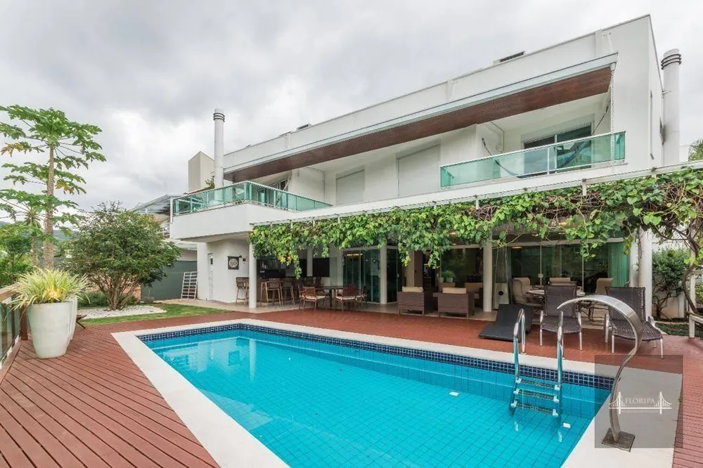 Casa, 5 quartos, 540 m² - Foto 1
