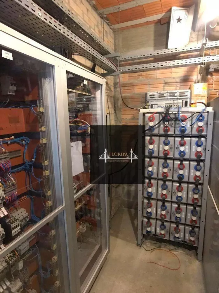Casa, 4 quartos, 633 m² - Foto 28