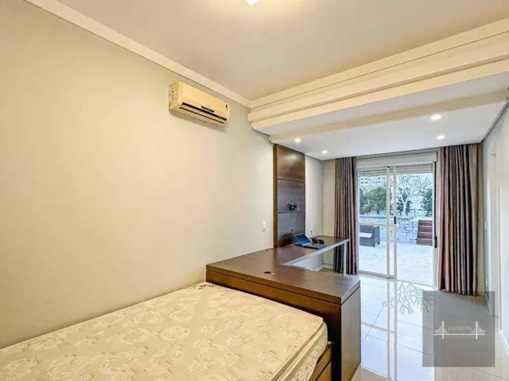 Cobertura, 3 quartos, 268 m² - Foto 13