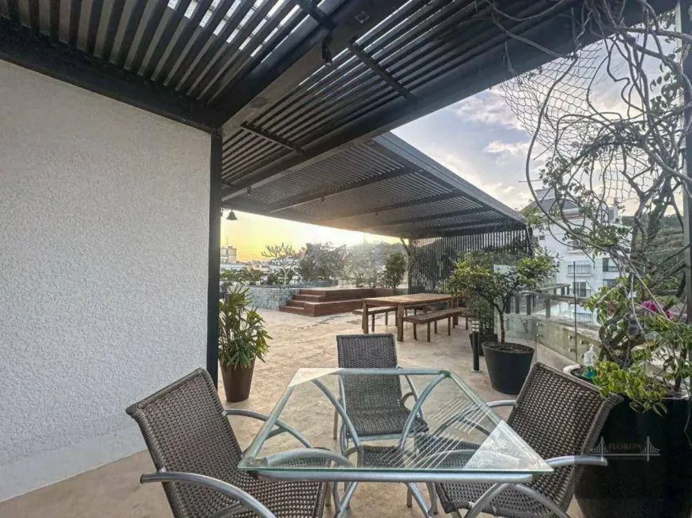 Cobertura, 3 quartos, 268 m² - Foto 6