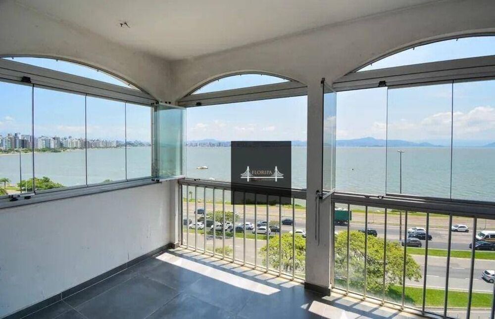 Apartamento, 3 quartos, 135 m² - Foto 1