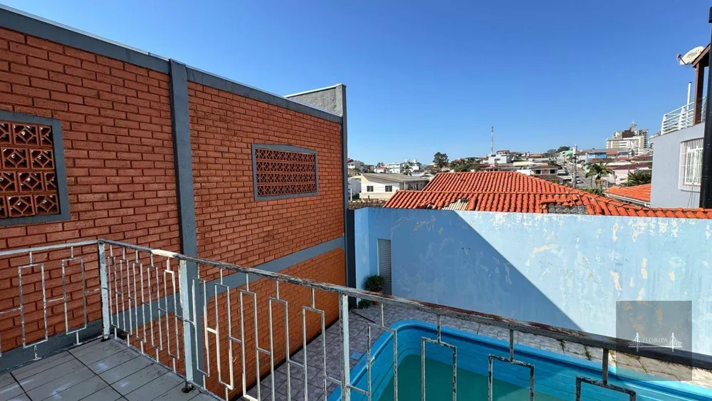 Casa, 4 quartos, 185 m² - Foto 9