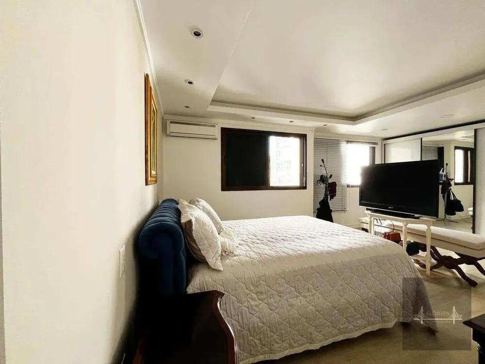 Apartamento, 3 quartos, 230 m² - Foto 8