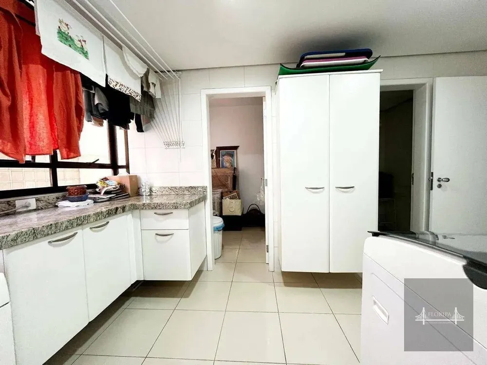 Apartamento, 3 quartos, 230 m² - Foto 3