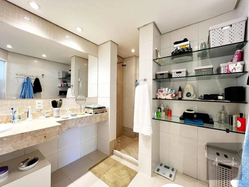 Apartamento, 3 quartos, 230 m² - Foto 10