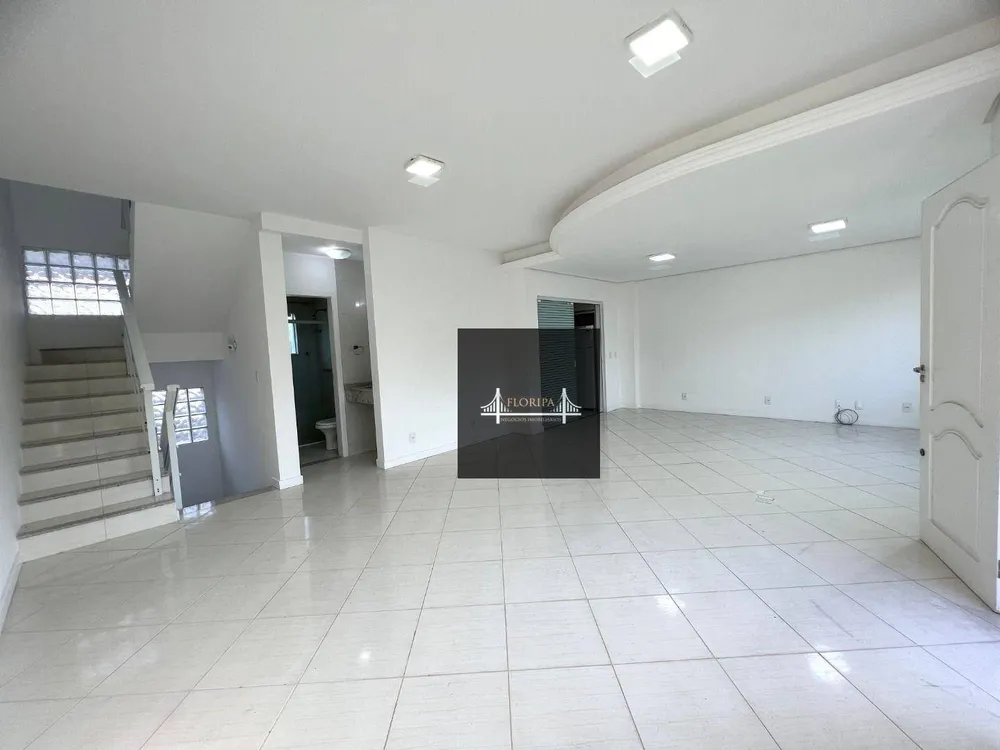 Casa, 3 quartos, 675 m² - Foto 1