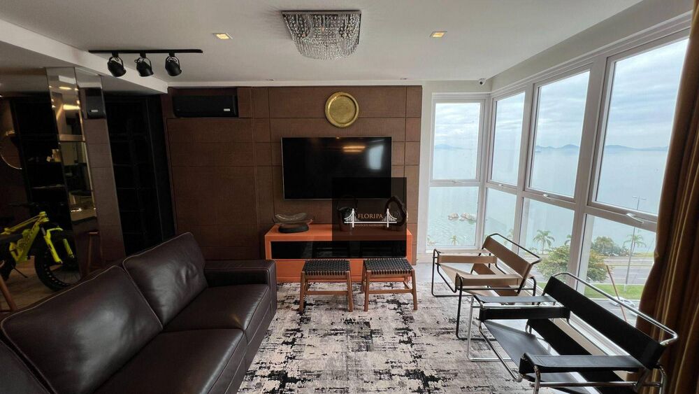 Apartamento, 1 quarto, 77 m² - Foto 1