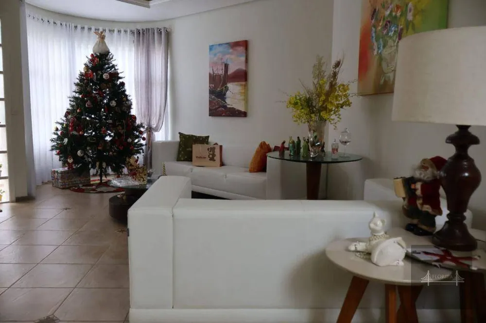 Casa, 4 quartos, 282 m² - Foto 2
