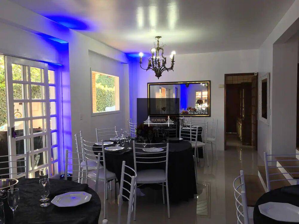 Casa, 5 quartos, 250 m² - Foto 8
