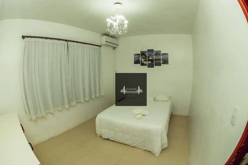 Casa, 5 quartos, 250 m² - Foto 9