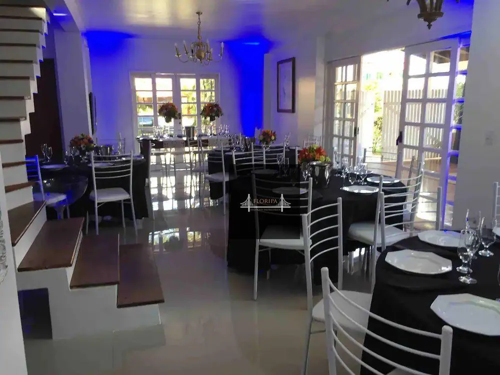 Casa, 5 quartos, 250 m² - Foto 8