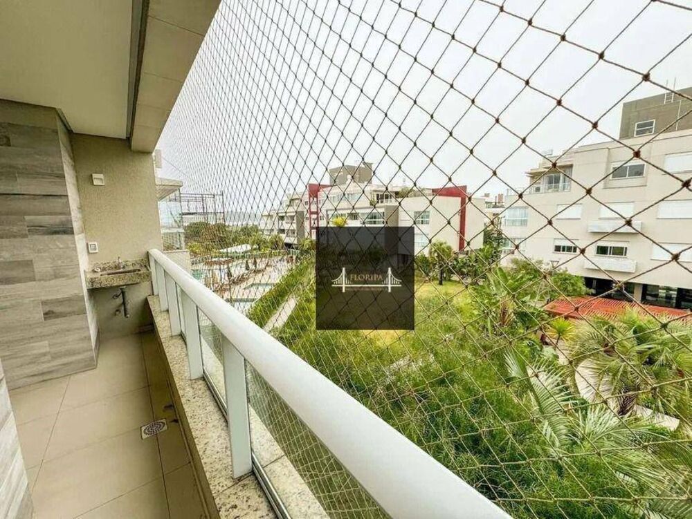 Apartamento à venda com 3 quartos, 105m² - Foto 2