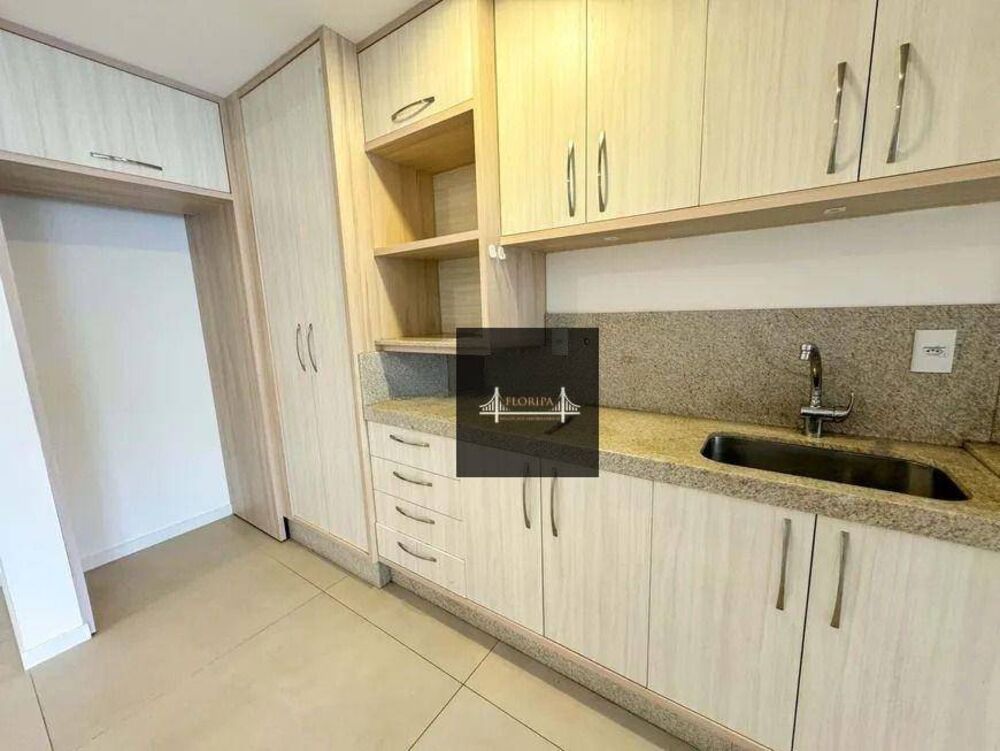 Apartamento à venda com 3 quartos, 105m² - Foto 1