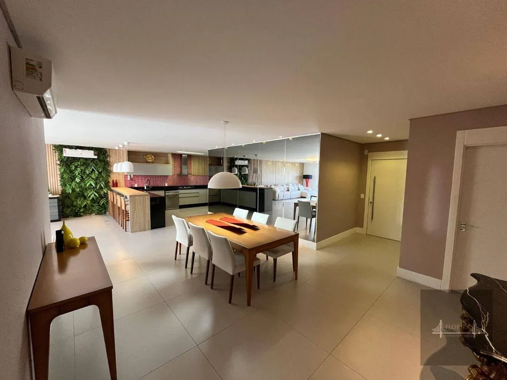 Apartamento, 3 quartos, 195 m² - Foto 3