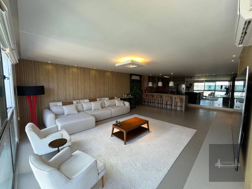 Apartamento, 3 quartos, 195 m² - Foto 2