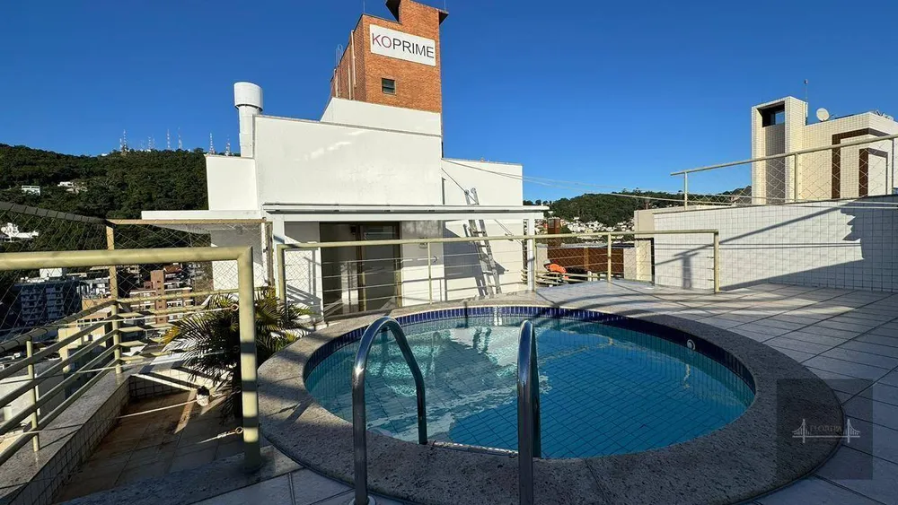 Cobertura, 3 quartos, 224 m² - Foto 1