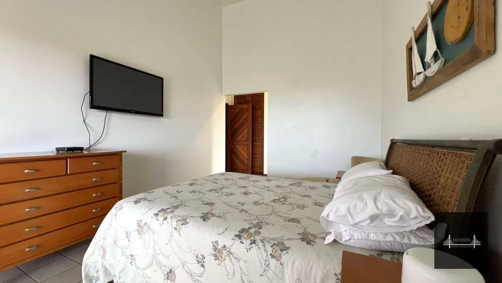 Casa, 4 quartos, 325 m² - Foto 9