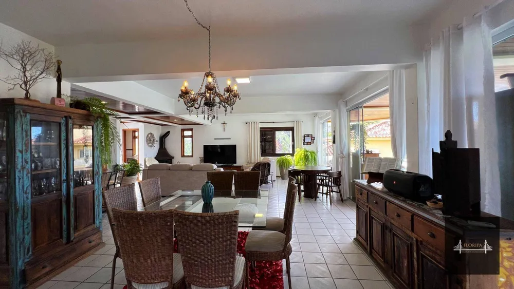 Casa, 4 quartos, 325 m² - Foto 3