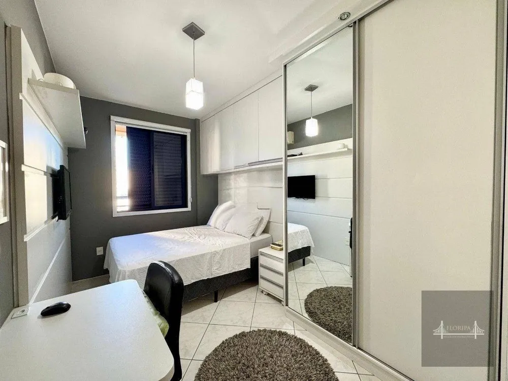 Apartamento, 3 quartos, 130 m² - Foto 4