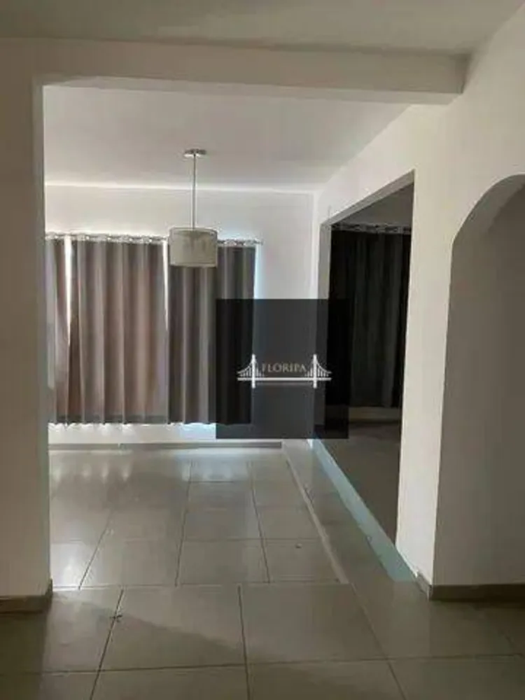 Casa, 4 quartos, 250 m² - Foto 12
