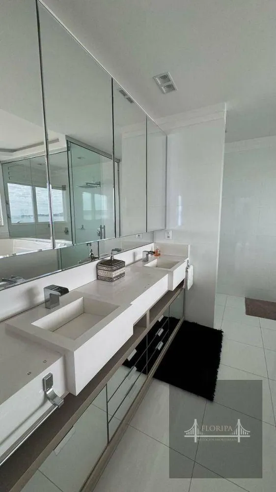 Cobertura, 6 quartos, 440 m² - Foto 1