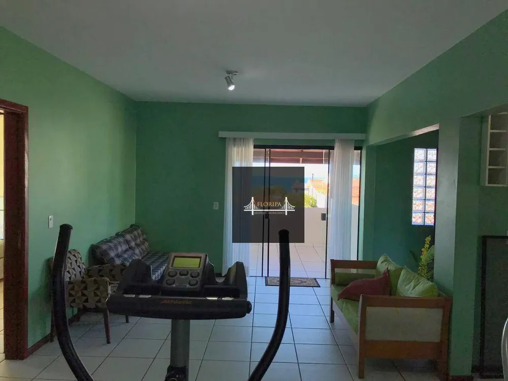 Casa, 6 quartos, 450 m² - Foto 4