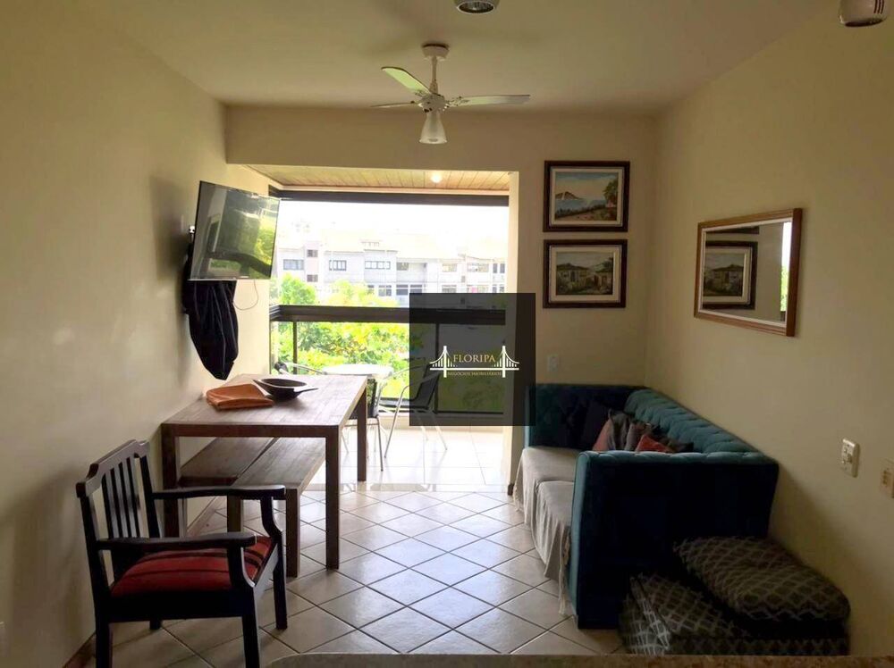 Apartamento à venda com 2 quartos, 63m² - Foto 1