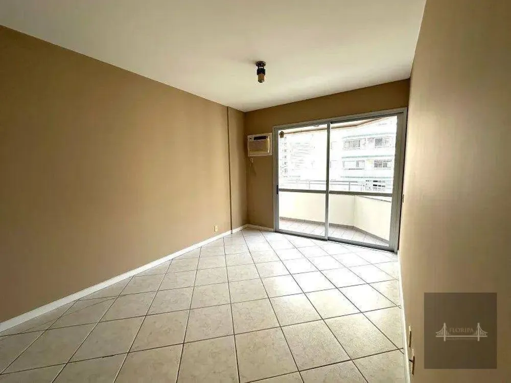 Apartamento, 3 quartos, 122 m² - Foto 2