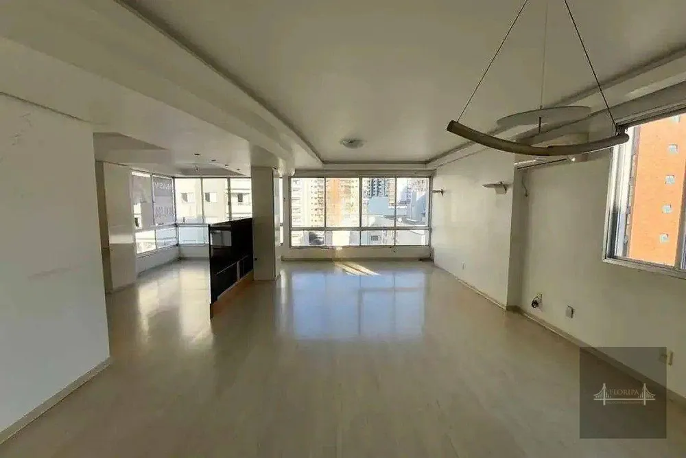 Apartamento, 3 quartos, 140 m² - Foto 2