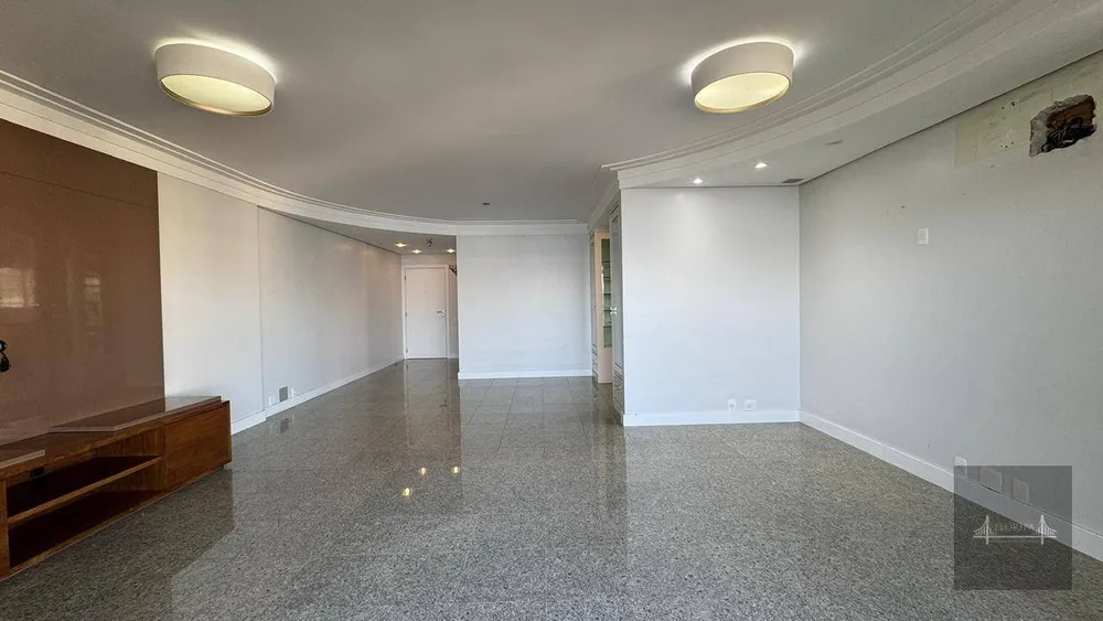 Apartamento, 4 quartos, 231 m² - Foto 2