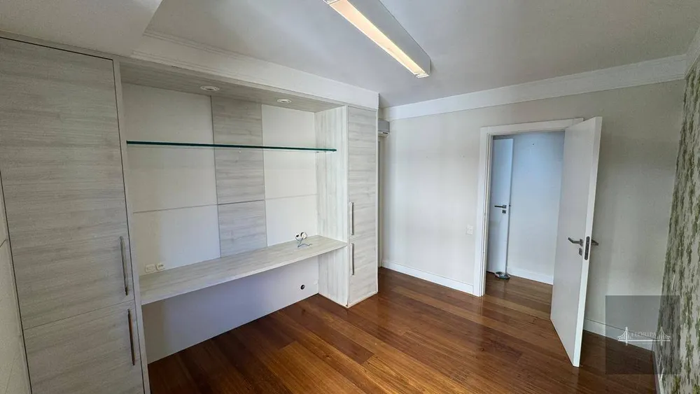 Apartamento, 4 quartos, 231 m² - Foto 10