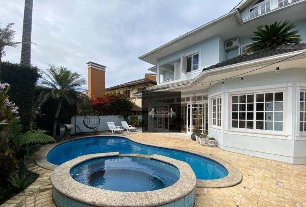 Casa, 4 quartos, 378 m² - Foto 1