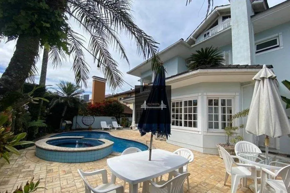 Casa, 4 quartos, 378 m² - Foto 2