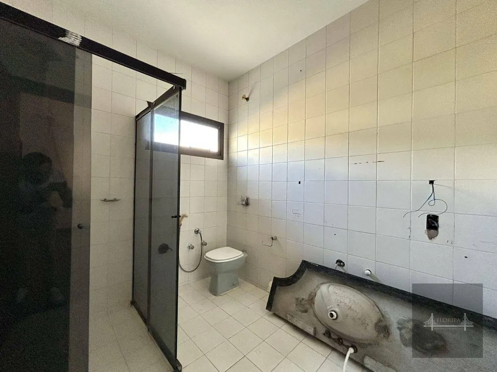 Casa, 7 quartos, 331 m² - Foto 9